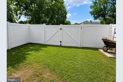 43 Northpark Drive, Levittown, PA 19054 - Photo 13