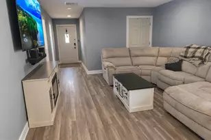 43 Northpark Dr, Levittown, PA 19054 - Photo 5