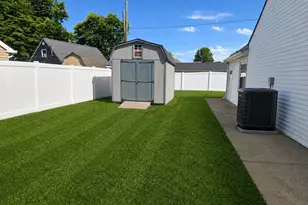 43 Northpark Dr, Levittown, PA 19054 - Photo 15