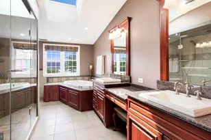 2201 Denbeigh Dr, Jamison, PA 18929 - Photo 49