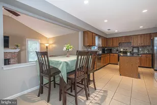 3715 Windridge Dr, Doylestown, PA 18902 - Photo 15