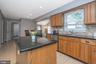 3715 Windridge Dr, Doylestown, PA 18902 - Photo 11