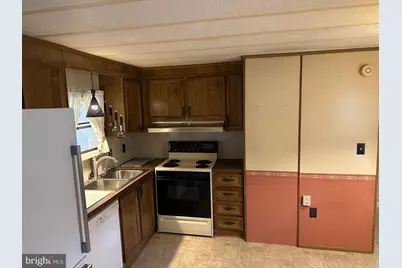 1027 Pine Circle, Telford, PA 18969 - Photo 11