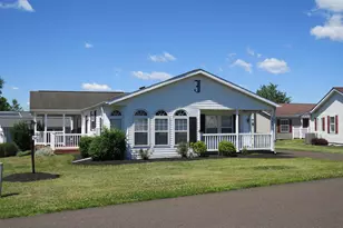 342 Spring Meadow Cir, New Hope, PA 18938 - Photo 1