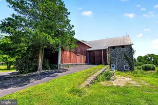 6693 Groveland Rd, Pipersville, PA 18947 - Photo 29
