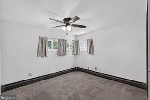 17 Idolstone Rd, Levittown, PA 19057 - Photo 7