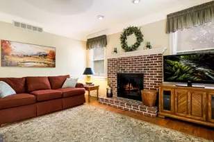 12 Tracy Dr, Doylestown, PA 18901 - Photo 19