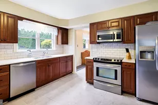 12 Tracy Dr, Doylestown, PA 18901 - Photo 13