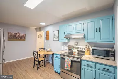 205 Yorkshire Road, Fairless Hills, PA 19030 - Photo 9