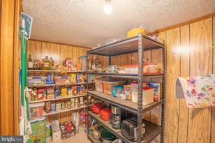 205 Yorkshire Rd, Fairless Hills, PA 19030 - Photo 19