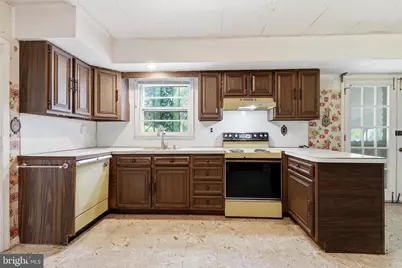 290 Cherry Blossom Drive, Holland, PA 18966 - Photo 13