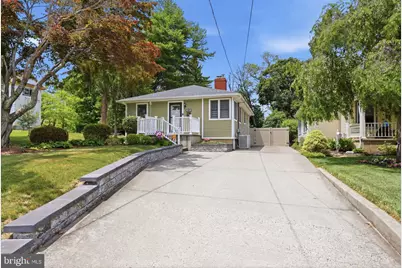 126 W Maple Avenue, Morrisville, PA 19067 - Photo 3