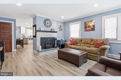 126 W Maple Avenue, Morrisville, PA 19067 - Photo 13