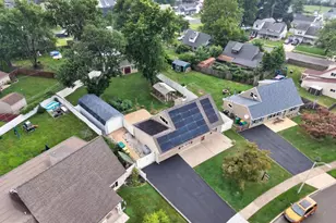 10 Indian Red Rd, Levittown, PA 19057 - Photo 31
