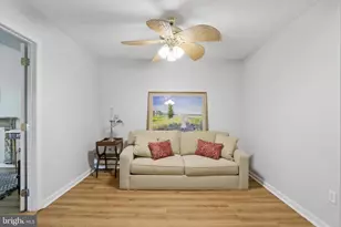 67 Golf Club Dr, Langhorne, PA 19047 - Photo 33