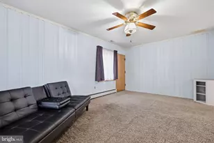 268 Blue Ridge Dr, Levittown, PA 19057 - Photo 11