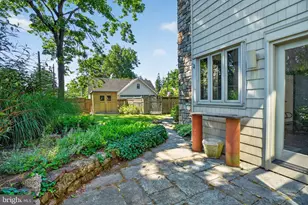 360 W Court St, Doylestown, PA 18901 - Photo 29