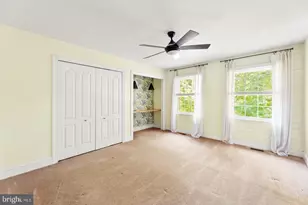 8 Golfview Dr, Warminster, PA 18974 - Photo 27