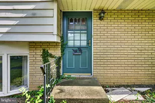 933 Big Oak Rd, Yardley, PA 19067 - Photo 5