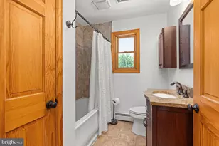 1074 N Easton Rd, Doylestown, PA 18902 - Photo 21