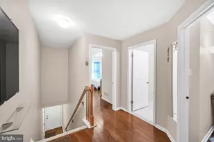 906 Julian Dr W, Warwick, PA 18974 - Photo 5