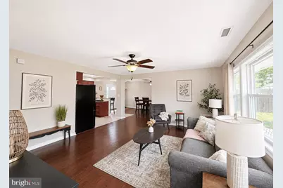 32 Great Oak Road, Levittown, PA 19057 - Photo 5
