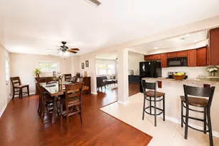 32 Great Oak Rd, Levittown, PA 19057 - Photo 9