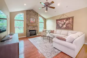 233 Shady Brook Dr, Langhorne, PA 19047 - Photo 9