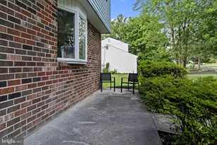 866 Decker Ln, Warminster, PA 18974 - Photo 5