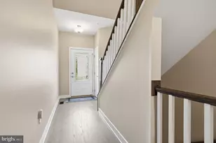 30 Griffin Way, Yardley, PA 19067 - Photo 5