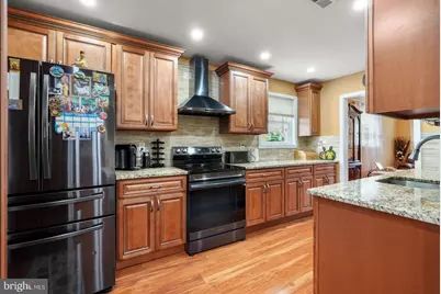 110 W Bristol Road, Warminster, PA 18974 - Photo 3