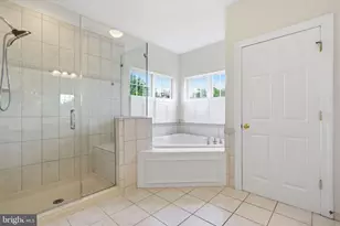 1105 William Penn Dr, Bensalem, PA 19020 - Photo 35
