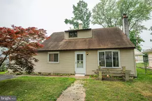 563 Wilk Dr, Morrisville, PA 19067 - Photo 1