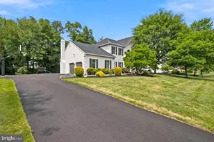 278 Cinnabar Ln, Yardley, PA 19067 - Photo 3