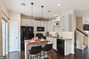 3832 William Daves Rd, Doylestown, PA 18902 - Photo 3