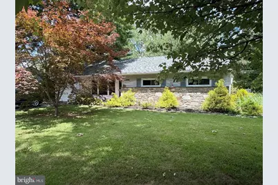 1041 Jeffrey Drive, Southampton, PA 18966 - Photo 3