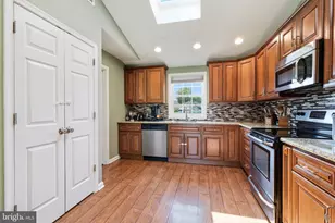 59 Iroquois Rd, Levittown, PA 19057 - Photo 7