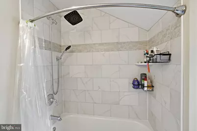 59 Iroquois Road, Levittown, PA 19057 - Photo 17