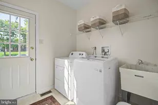 7 Claremont Dr, Doylestown, PA 18901 - Photo 37