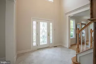 412 Parkview Cir, Warrington, PA 18976 - Photo 3
