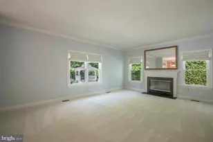 412 Parkview Cir, Warrington, PA 18976 - Photo 15