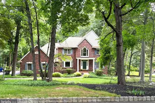 14 Timber Knoll Dr, Washington Crossing, PA 18977 - Photo 1