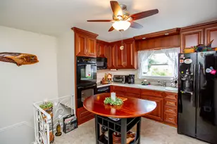 494 Overlook Dr, Warminster, PA 18974 - Photo 13