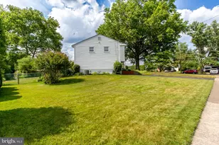 494 Overlook Dr, Warminster, PA 18974 - Photo 31