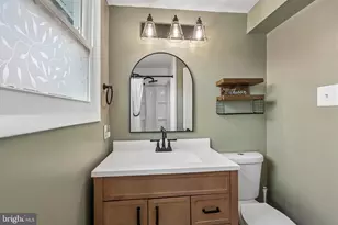 586 Doloro Dr, Morrisville, PA 19067 - Photo 33