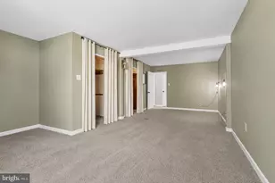 586 Doloro Dr, Morrisville, PA 19067 - Photo 19