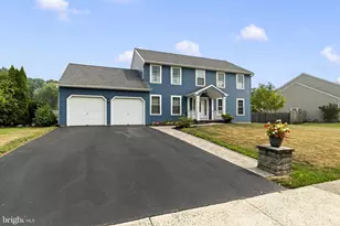 113 Greenfield Ln, Warrington, PA 18976 - Photo 3