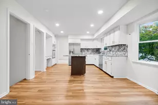 1838 Garden Ct, Langhorne, PA 19047 - Photo 11
