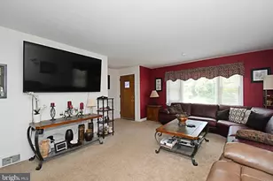 551 Walter Rd, Warminster, PA 18974 - Photo 5