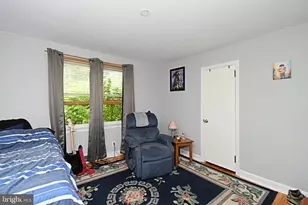 551 Walter Rd, Warminster, PA 18974 - Photo 23